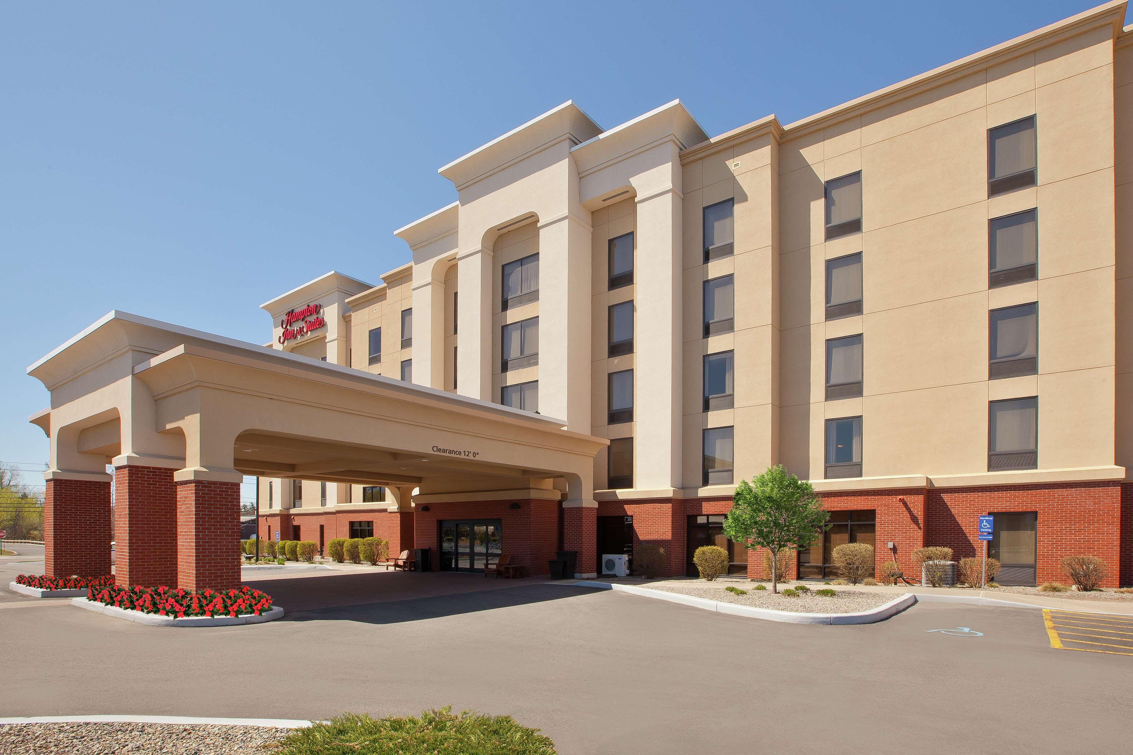 Hampton Inn & Suites Plattsburgh Extérieur photo