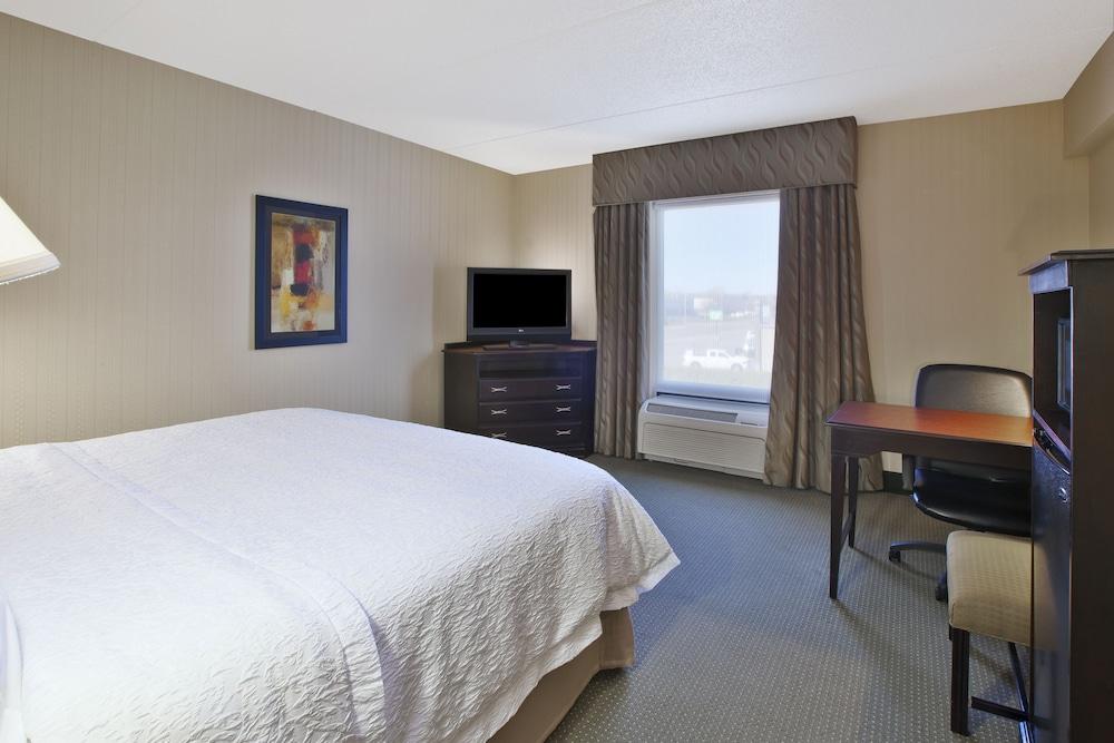 Hampton Inn & Suites Plattsburgh Extérieur photo