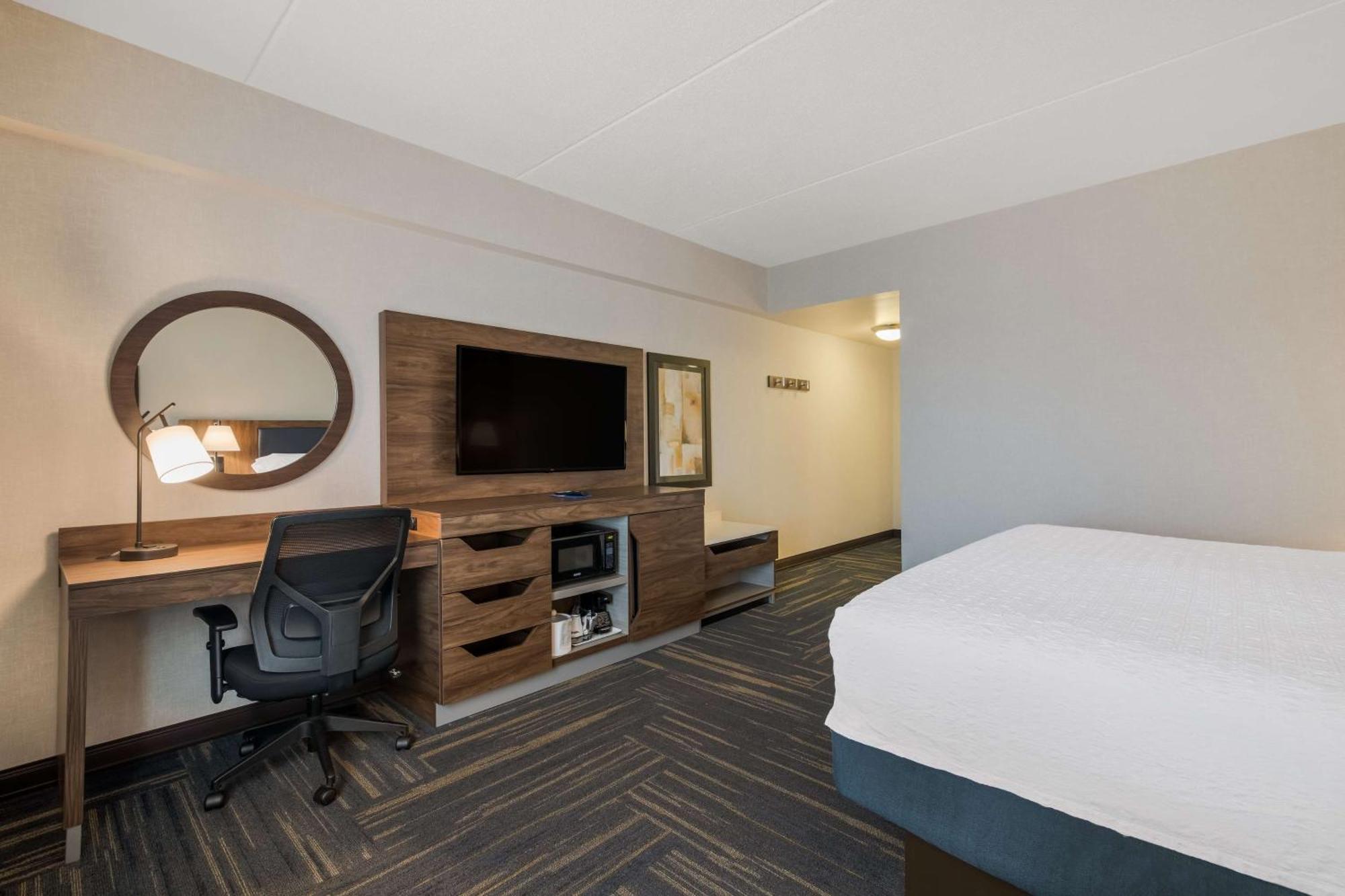 Hampton Inn & Suites Plattsburgh Extérieur photo