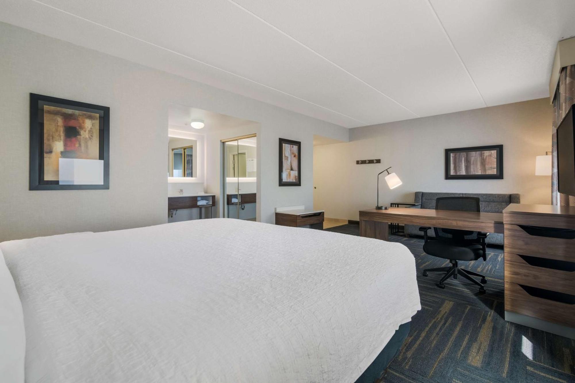 Hampton Inn & Suites Plattsburgh Extérieur photo