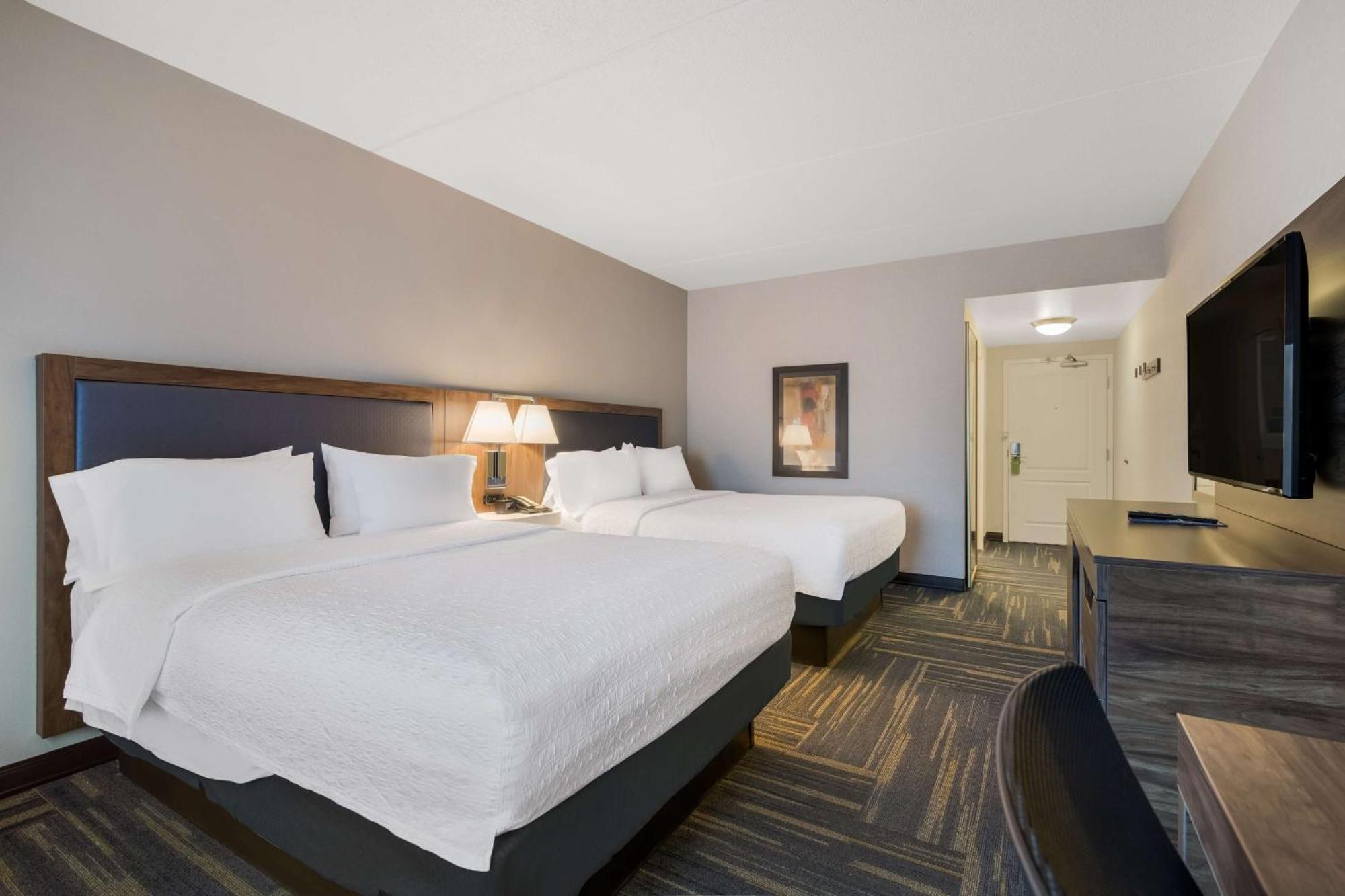 Hampton Inn & Suites Plattsburgh Extérieur photo