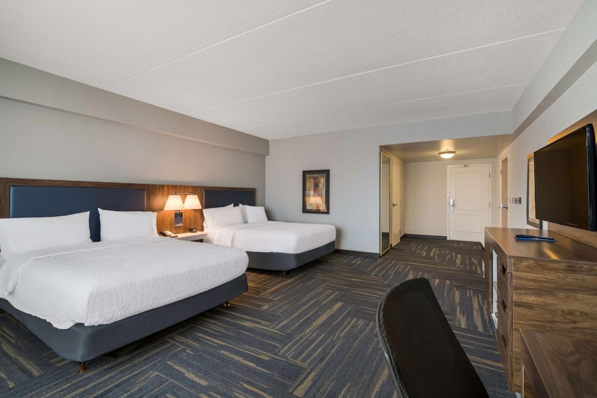Hampton Inn & Suites Plattsburgh Extérieur photo