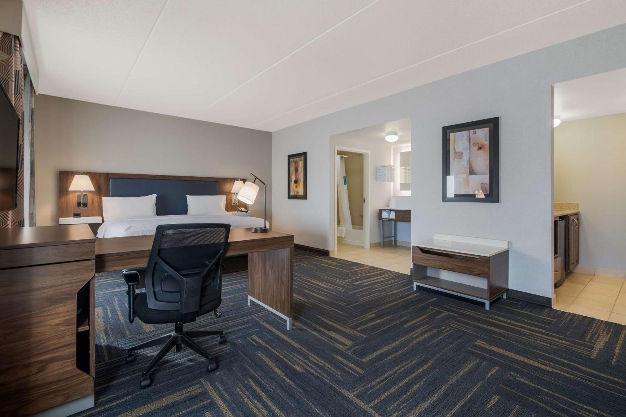 Hampton Inn & Suites Plattsburgh Extérieur photo