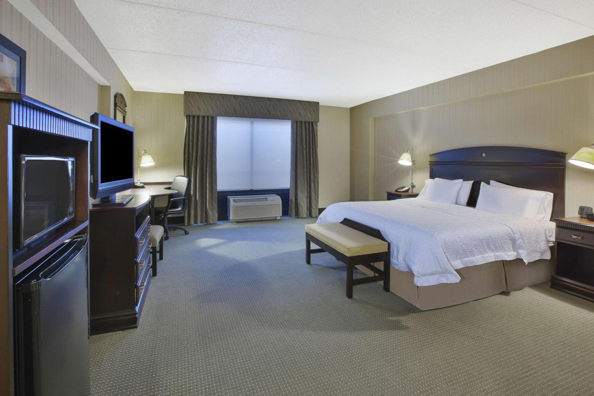 Hampton Inn & Suites Plattsburgh Extérieur photo
