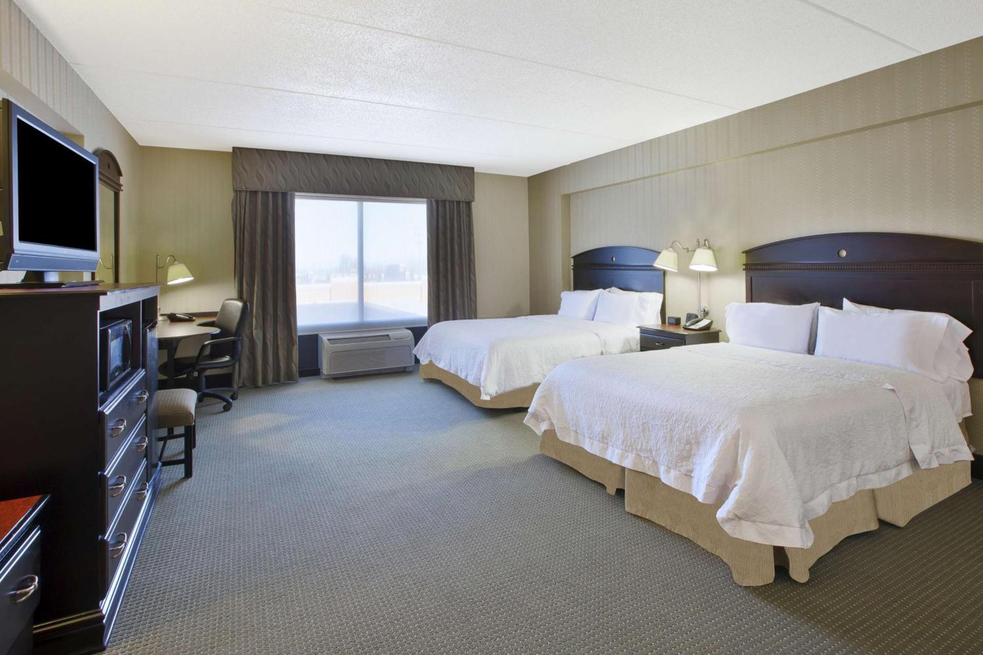 Hampton Inn & Suites Plattsburgh Extérieur photo