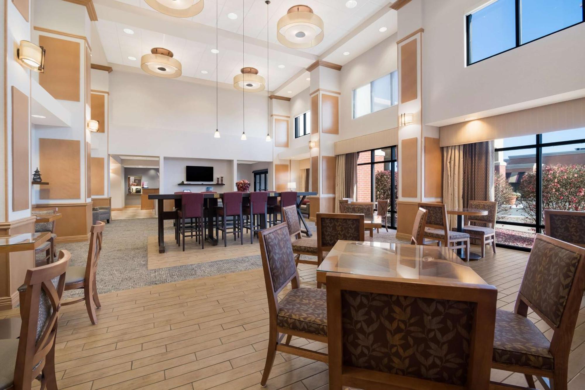 Hampton Inn & Suites Plattsburgh Extérieur photo